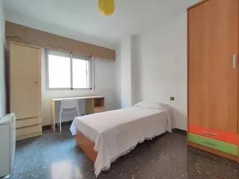 Habitación en Hospital-Parque Sur