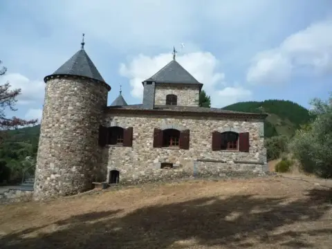 Chalet en Cacabelos