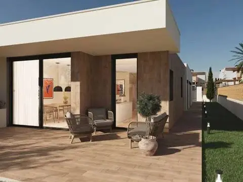 Casa en Carrer de Montserrat Roig