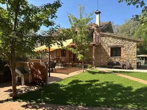 Chalet en Candeleda