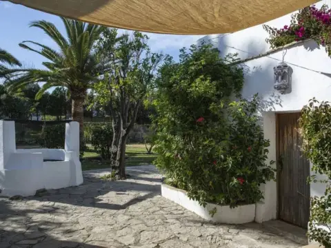 Casa rústica en calle La Zarzuela No Number