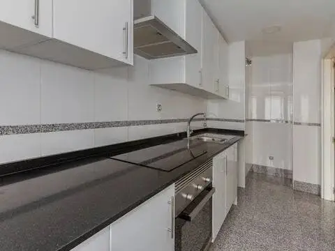 Piso en calle de Rafael Bergamín