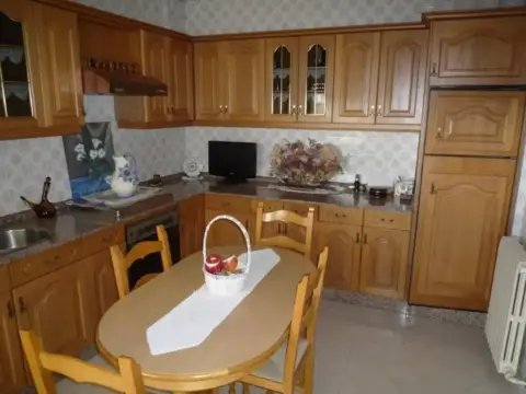 Chalet en Cacabelos