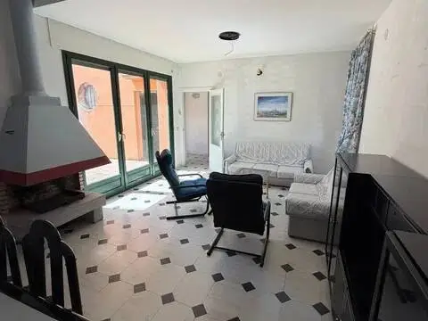 Chalet en calle Esquileo