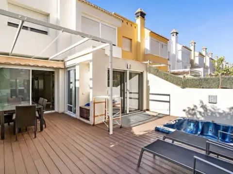 Chalet en Roquetas de Mar