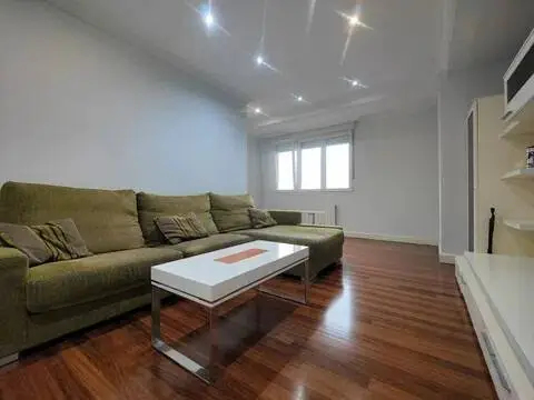 Piso en Txabarri-Kueto