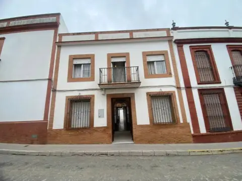 Chalet en calle Hinojos