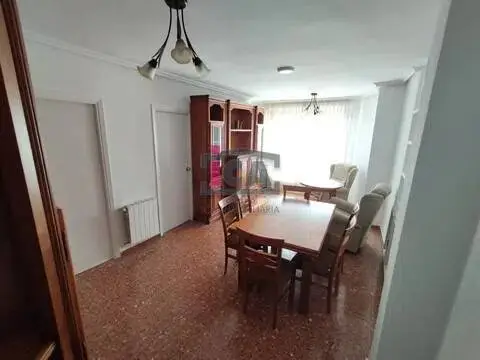 Piso en Casco Antiguo