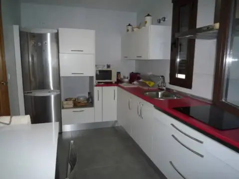 Chalet en Cacabelos