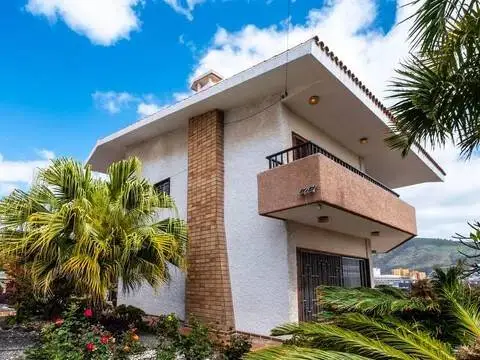 Chalet en Somosierra-García Escámez-Tristán
