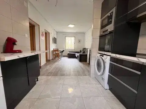 Piso en Kaputxinoak-Galtzaraborda-Alaberga