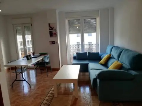 Piso en Oliveros-Altamira-Barrio Alto