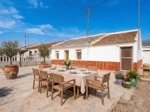 Casa rústica en Barrio San Ramón