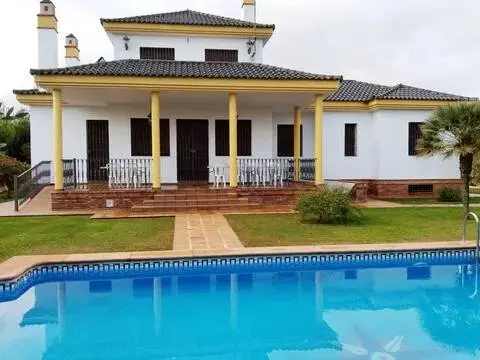 Chalet en Mairena del Alcor