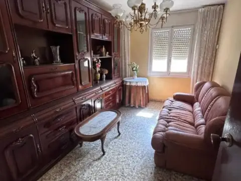 Chalet en Baños de Río Tobía