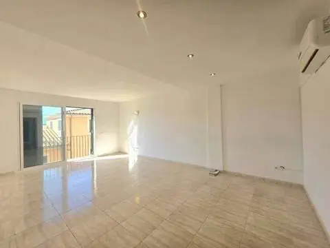 Piso en Consell