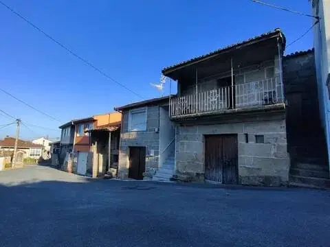 Casa rústica en Luintra
