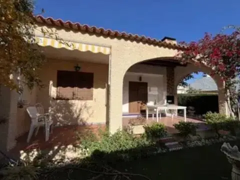 Chalet en Dehesa de Campoamor-Aguamarina