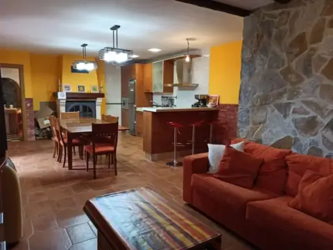Local comercial en San Adrián-La Cava-El Arco