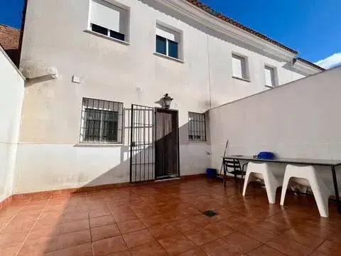 Casa adosada en La Carlota