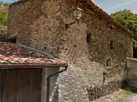 Casa rústica en calle del Río