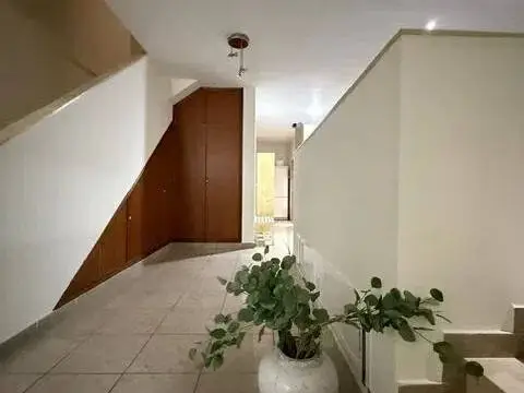 Casa adosada en calle Cr del Ing Juan Caballero A, 3