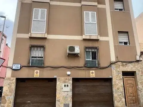 Casa adosada en Melilla
