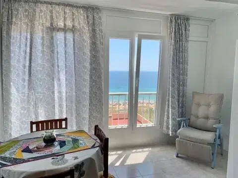 Piso en Los Arenales del Sol