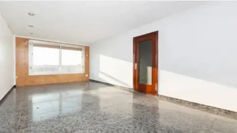 Piso en Grup Vint-i-Cinc de Setembre