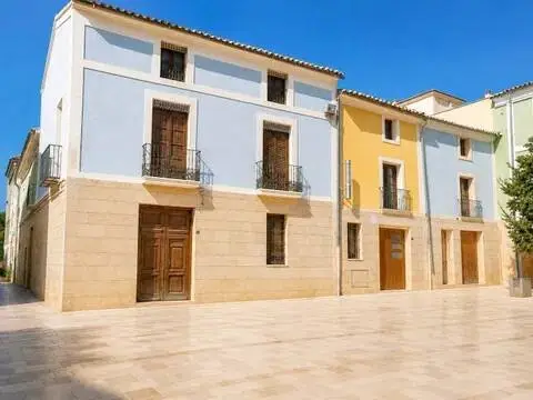 Edificio en Santa Faz