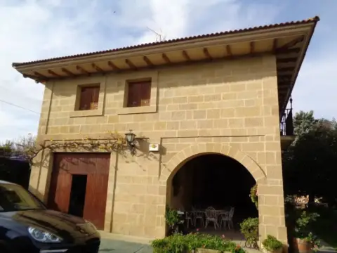 Chalet en Ollauri