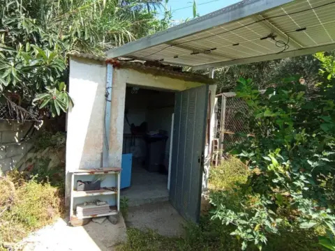Casa rústica en calle Camino del Rio de Gui