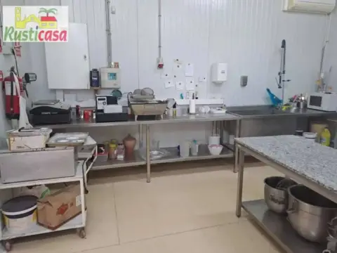 Nave industrial en Bailén