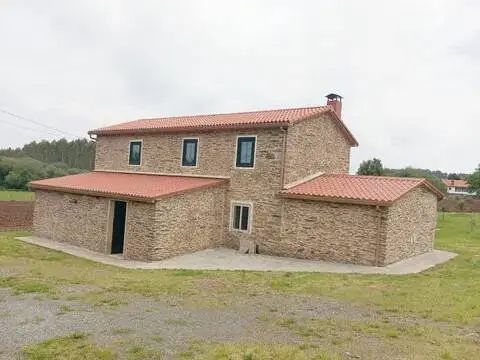 Chalet en A Baixa (Castrofeito)