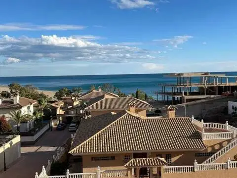 Chalet en calle Elcomar