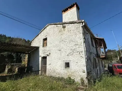 Casa rústica en calle Burricios, 17