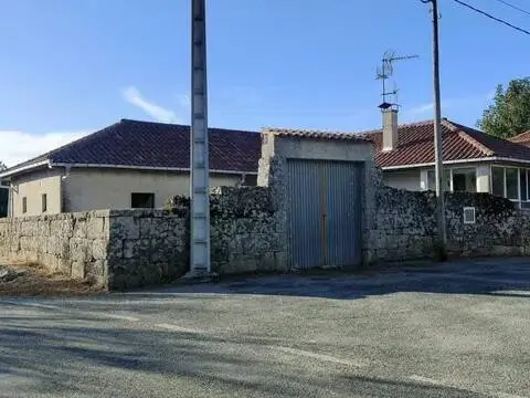 Casa rústica en Luintra
