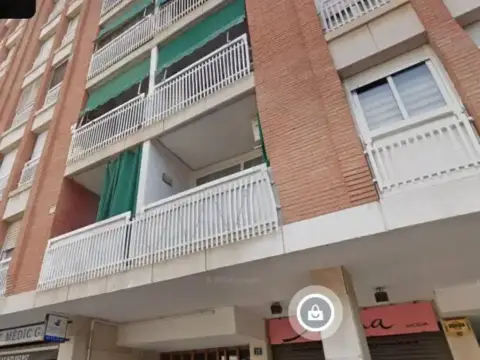Piso en Plaça de Magdalena Trias