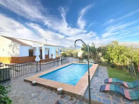 Chalet en Comares