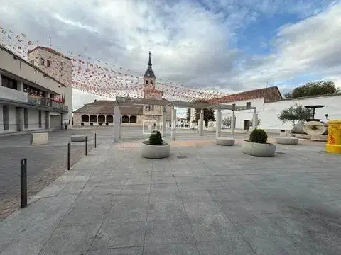 Chalet en Torres de la Alameda