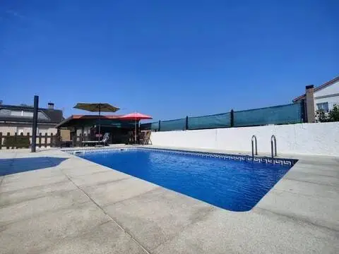 Chalet en Seixalbo-Monte-Ceboliño-Velle