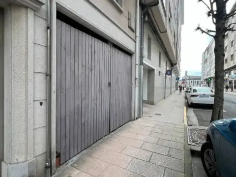 Local comercial en calle Anduriñas