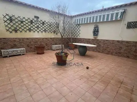 Casa adosada en Hellín