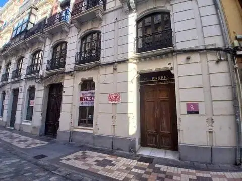 Local comercial en Casco Antiguo