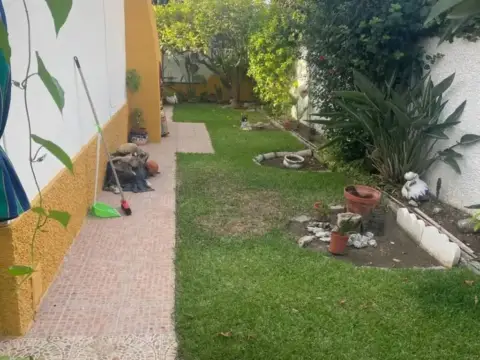 Chalet en calle Violeta