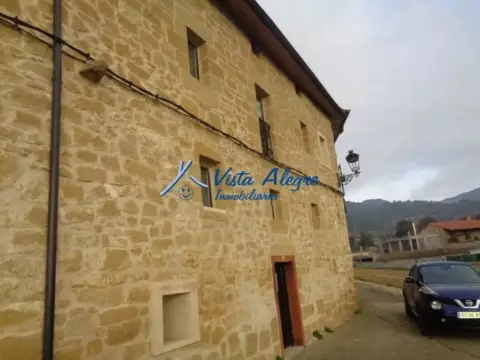 Chalet en Villalba de Rioja