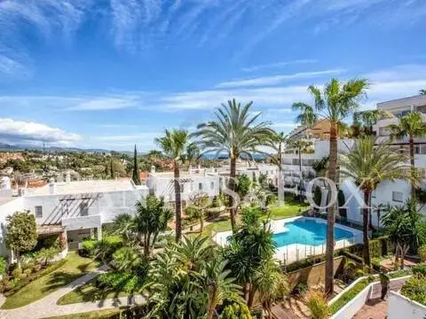 Piso en Nueva Andalucía-Centro