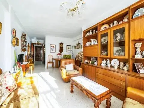 Piso en Carlos Haya