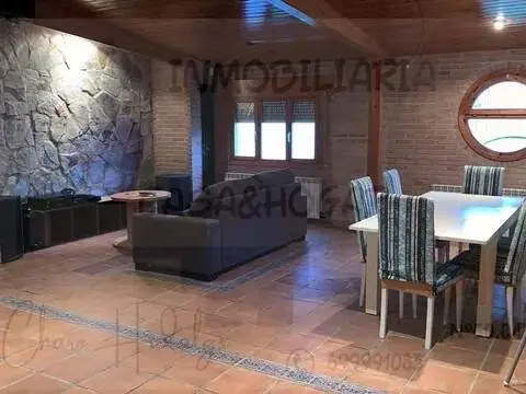 Chalet en San Mateo de Gállego
