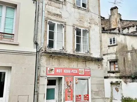 Edificio en Lugo Capital